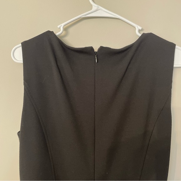 Ellen Tracy Black Fit and Flair Sleeveless Dress Size 6 Small/Medium - Picture 4 of 5